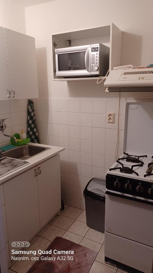 Apartman 81 Nova Lesna Luaran gambar