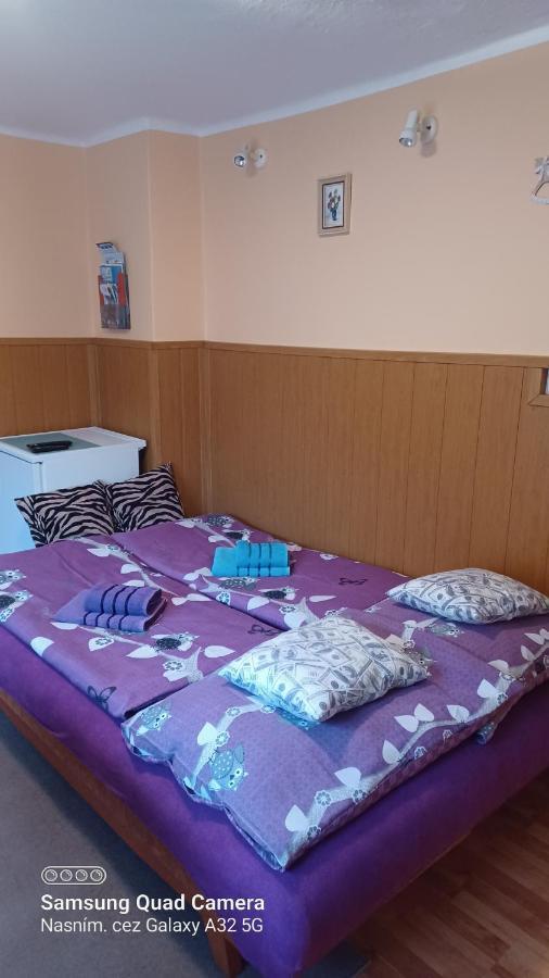Apartman 81 Nova Lesna Luaran gambar